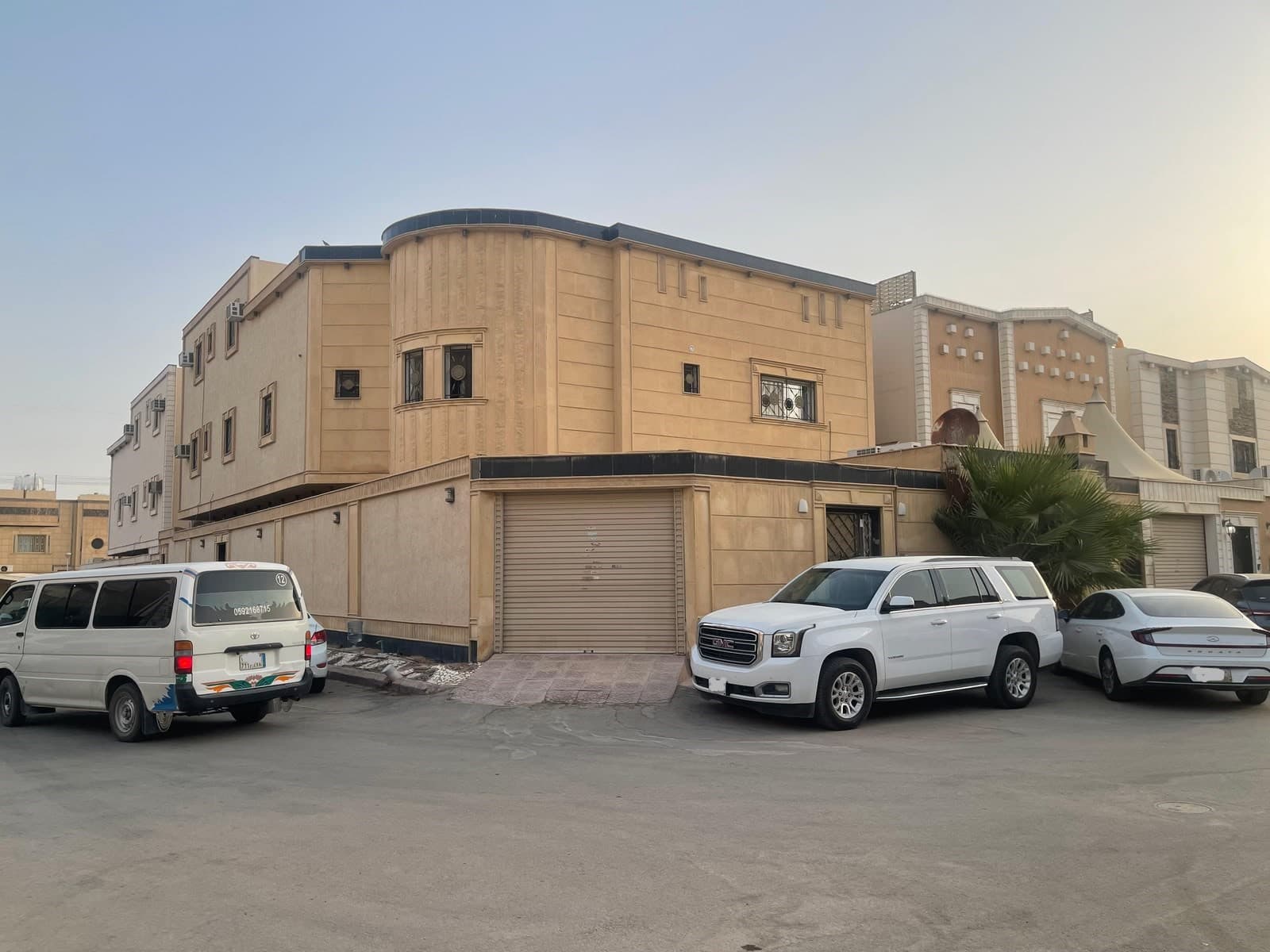فيلا درج داخلي وشقتين المونسيه الغربيه